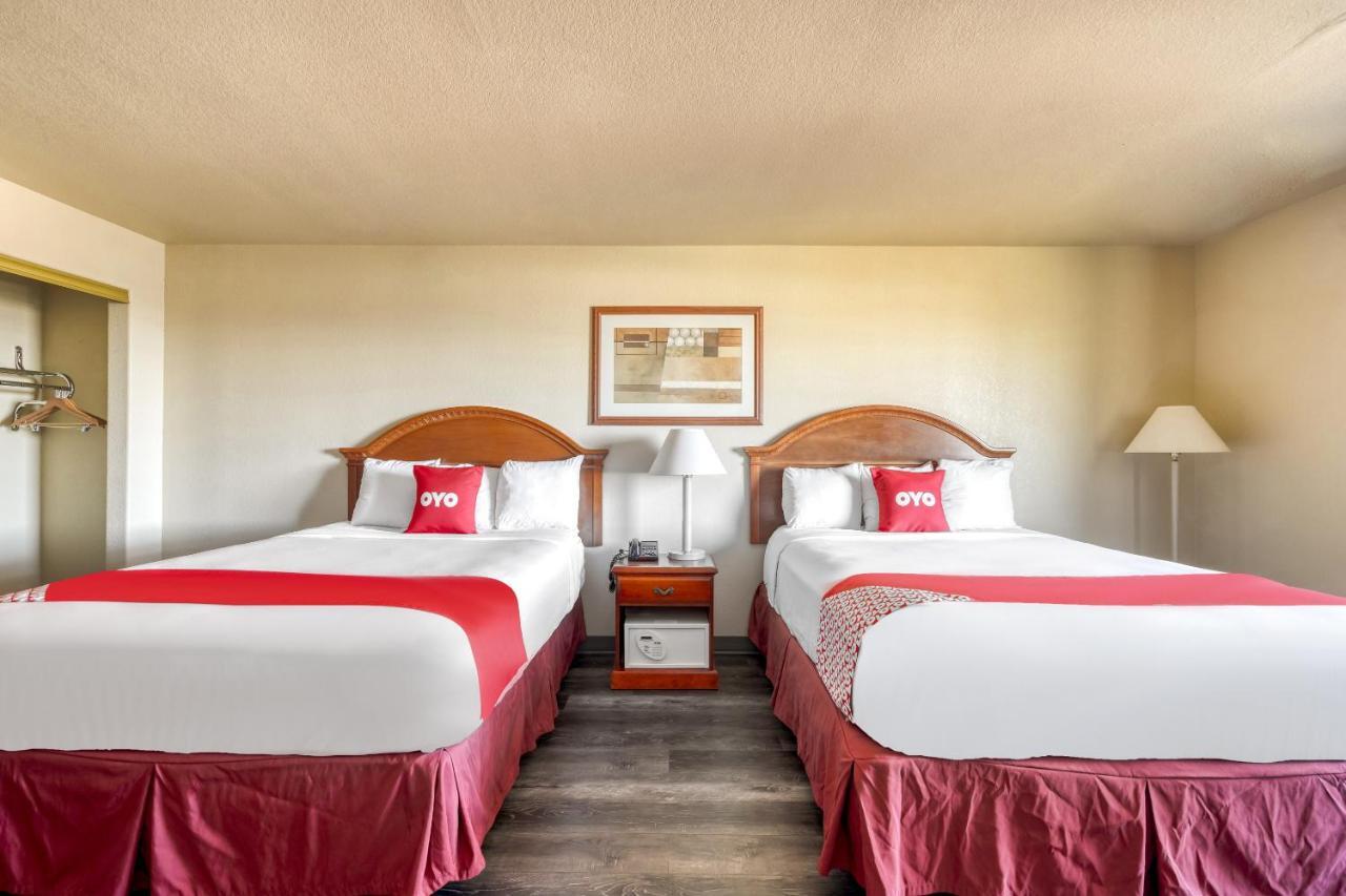 Oyo Townhouse Wichita Falls West 外观 照片