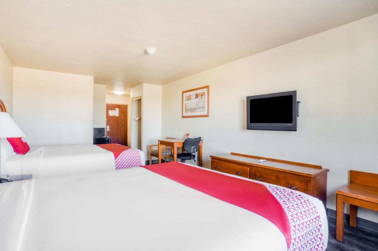 Oyo Townhouse Wichita Falls West 外观 照片