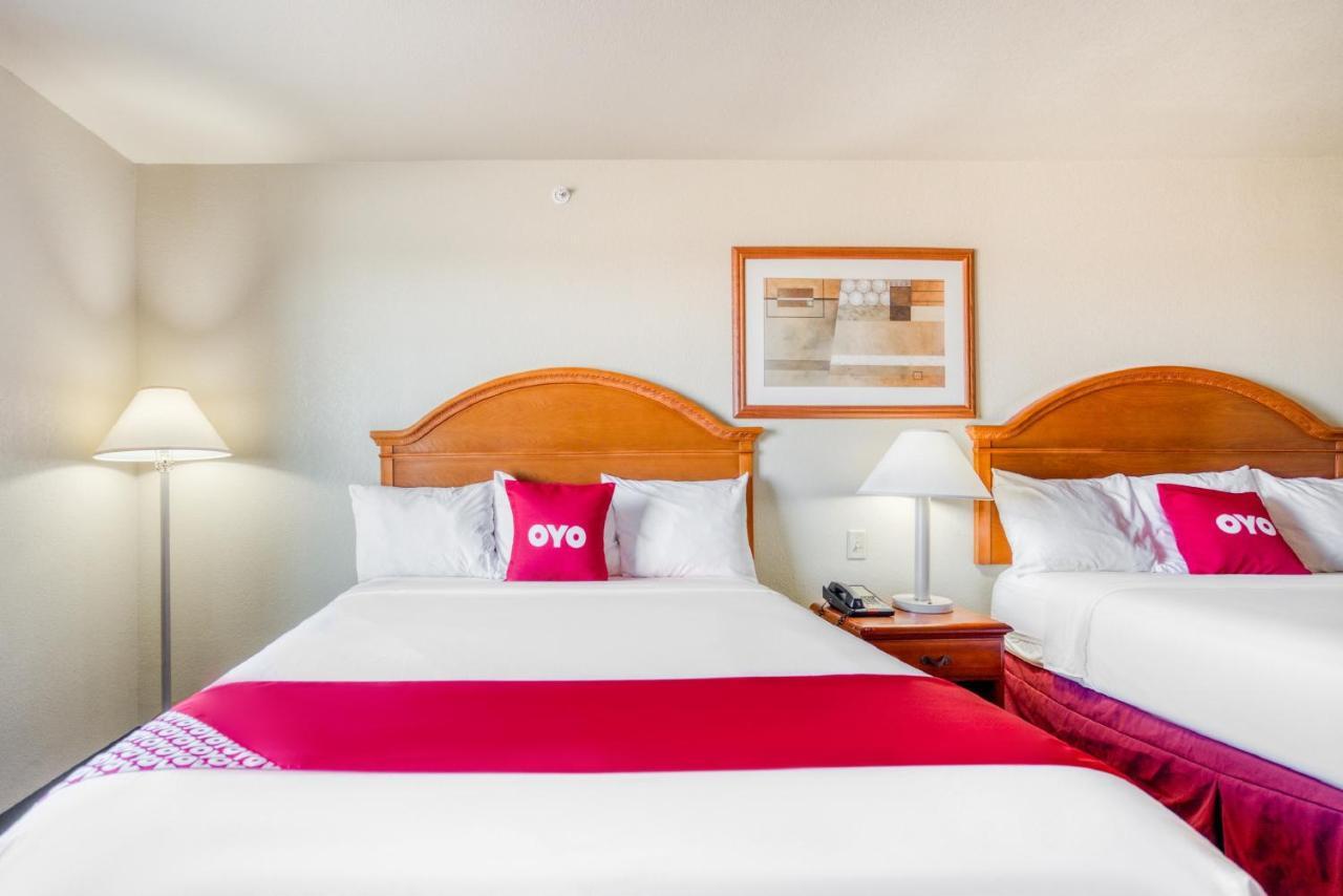 Oyo Townhouse Wichita Falls West 外观 照片