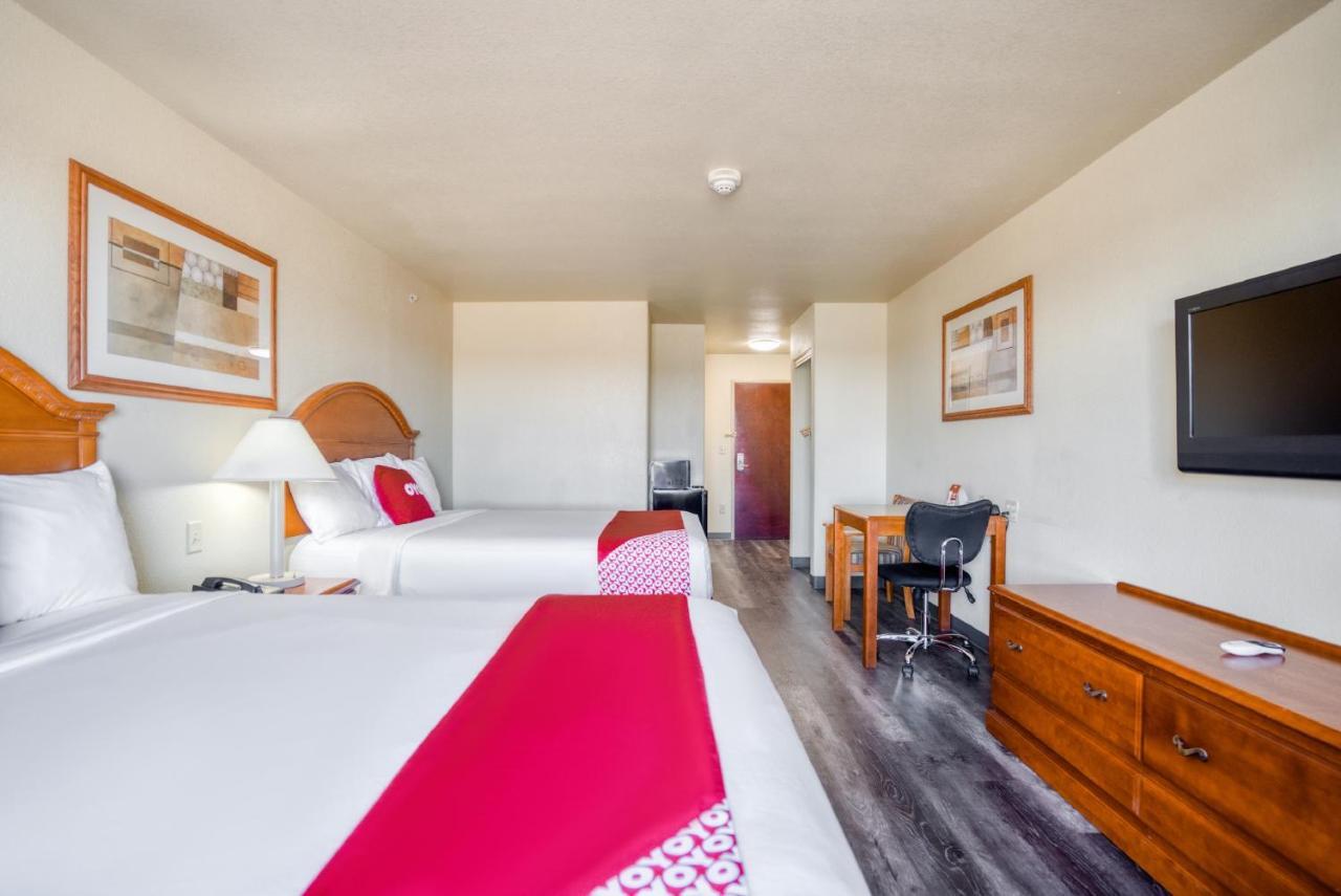 Oyo Townhouse Wichita Falls West 外观 照片