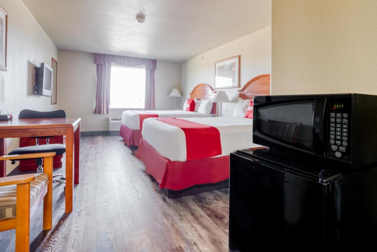 Oyo Townhouse Wichita Falls West 外观 照片